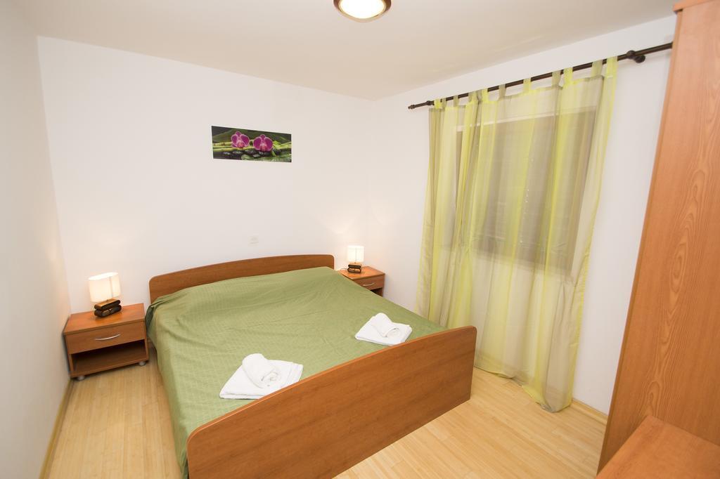 Posejdon Apartments Корчула Екстер'єр фото