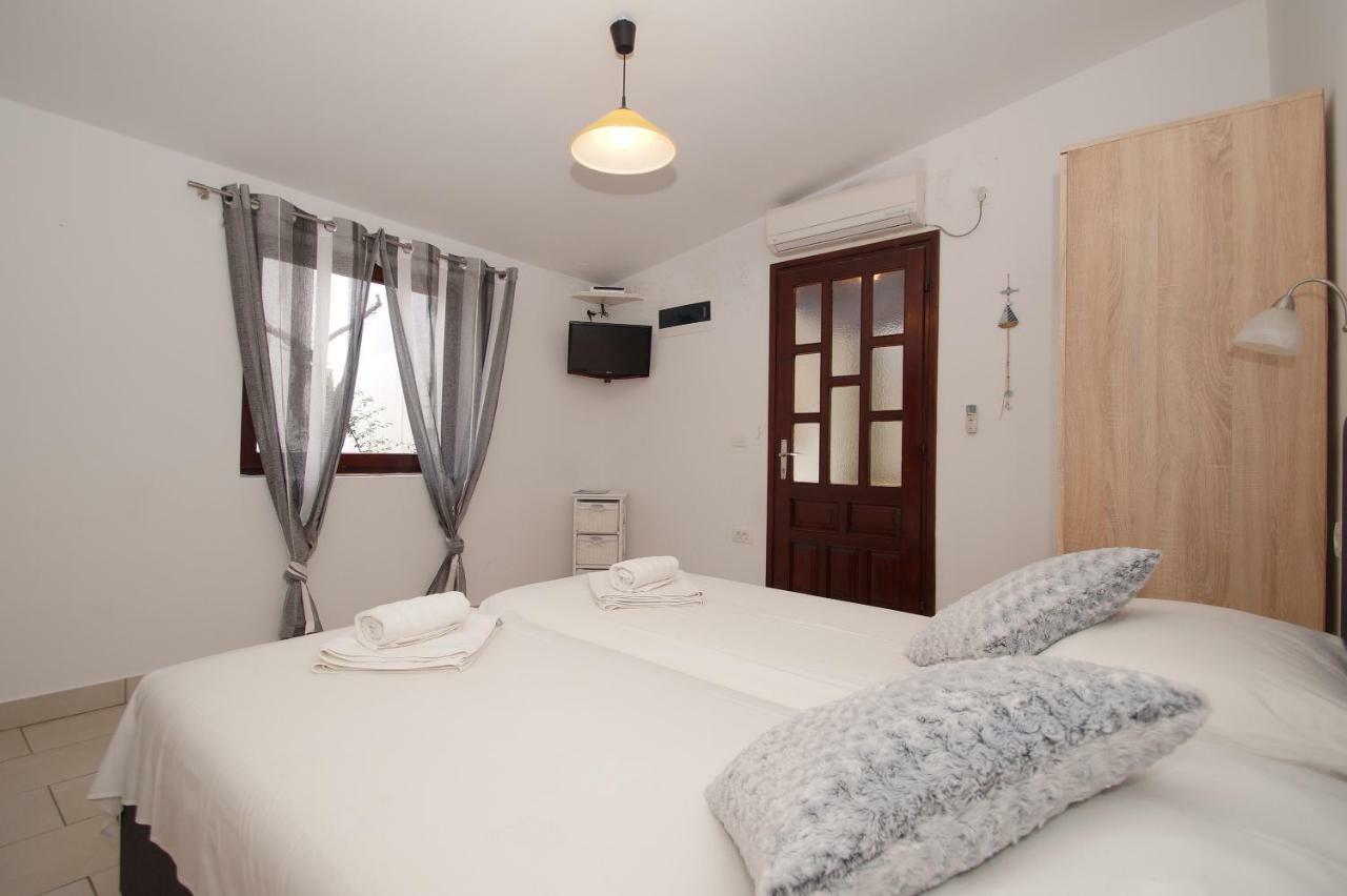 Posejdon Apartments Корчула Екстер'єр фото
